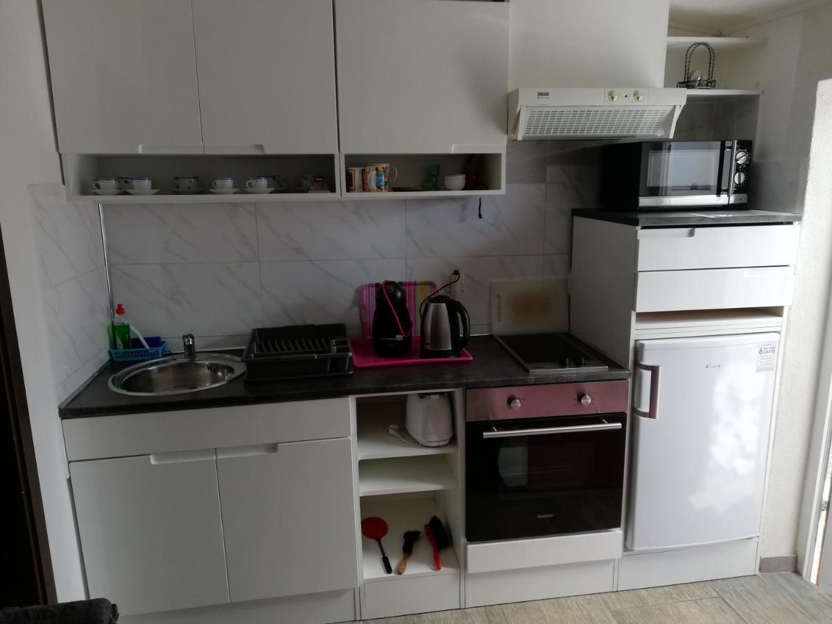 Apartment Camelia Porec Bagian luar foto